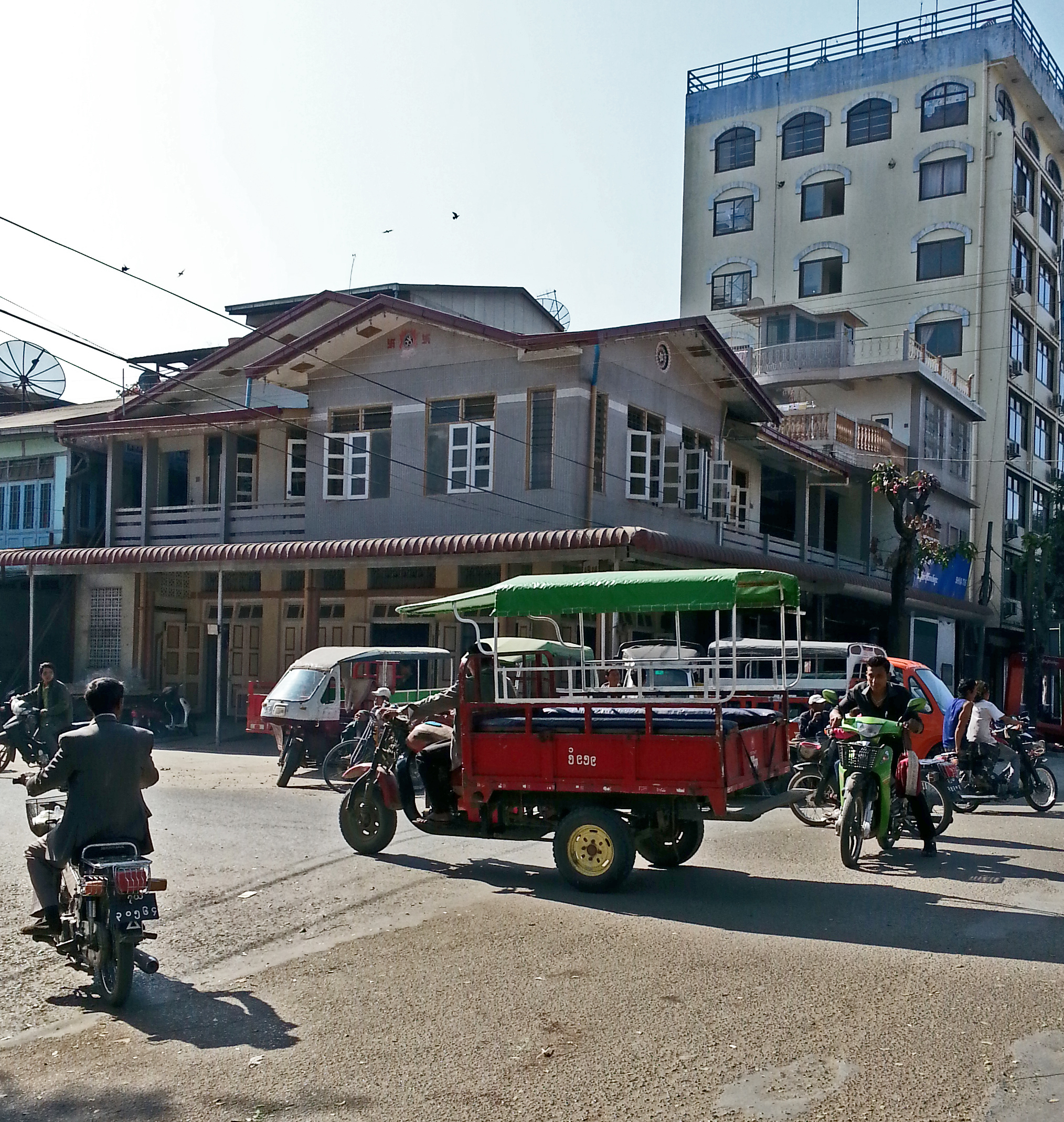 Tuktuk and motor bikes